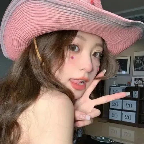 在凡妲的小房间里